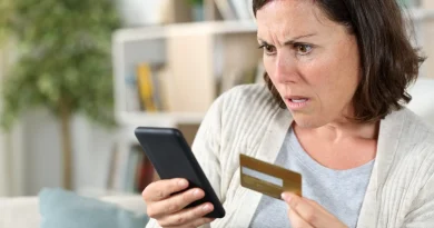 Avertismentul polițiștilor: Nouă metodă de fraudă pe WhatsApp