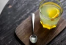 Trei ingrediente pentru o băutură consumată dimineața împotriva balonării și constipației. Cum o prepari
